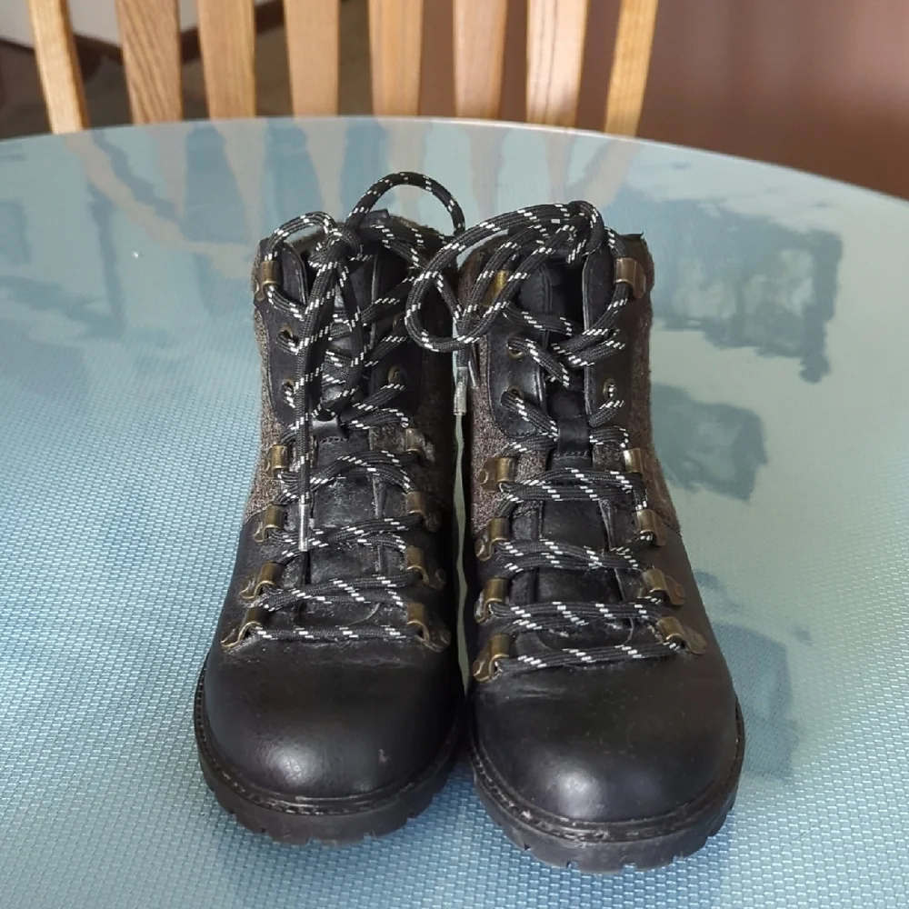 Indigo Rd. Black Lace-Up Boots